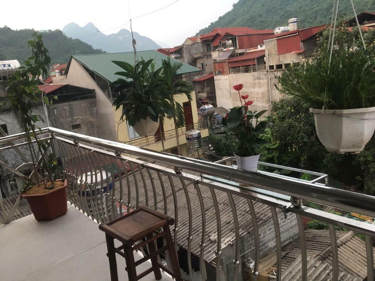 Ruby Hostel Ha Giang Esterno foto